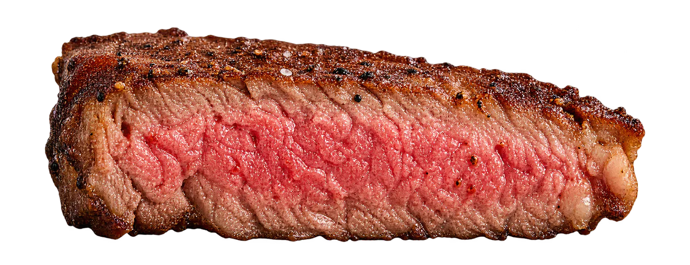 مقطع استیک با پخت Medium Rare؛ مرکز صورتیِ مایل به قرمز